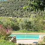 Maison Recente Gorges De L'ardeche بيت للعطل