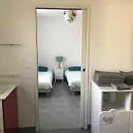 Maison Recente Gorges De L'ardeche بيت للعطل
